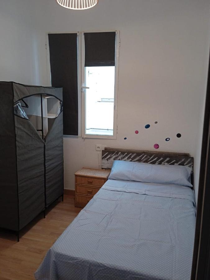 Habitacion Privada En Pleno Centro De Madri Exterior foto